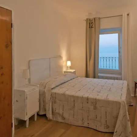 Tre Finestre Sul Mare 3*