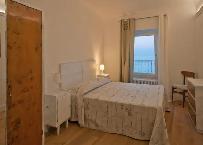 Tre Finestre Sul Mare 3*