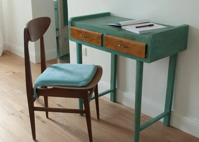 Tre Finestre Sul Mare غْروتّامّاري