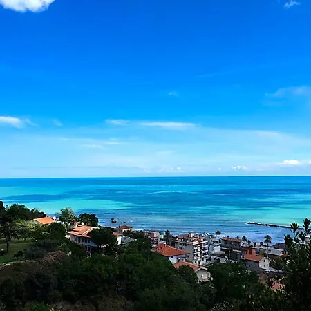Alojamento de Acomodação e Pequeno-almoço Tre Finestre Sul Mare Grottammare
